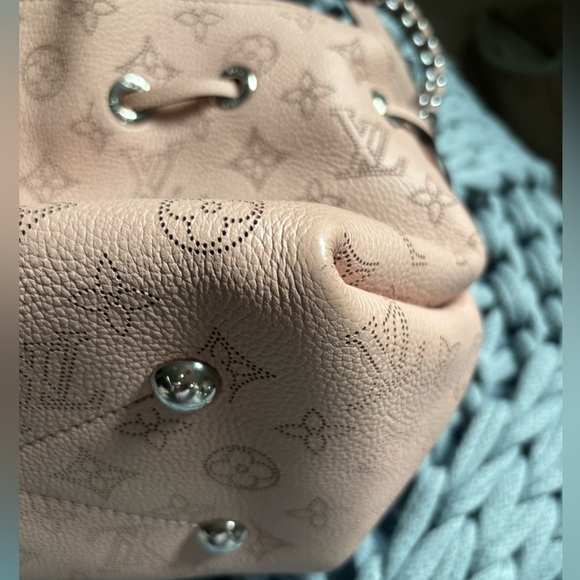 Louis Vuitton Bella Bag - Picture 8 of 12